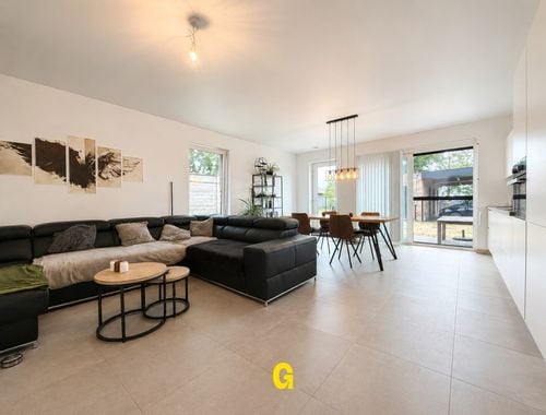                                         App. rez-de-chaussée à louer à Hoeselt, € 950
