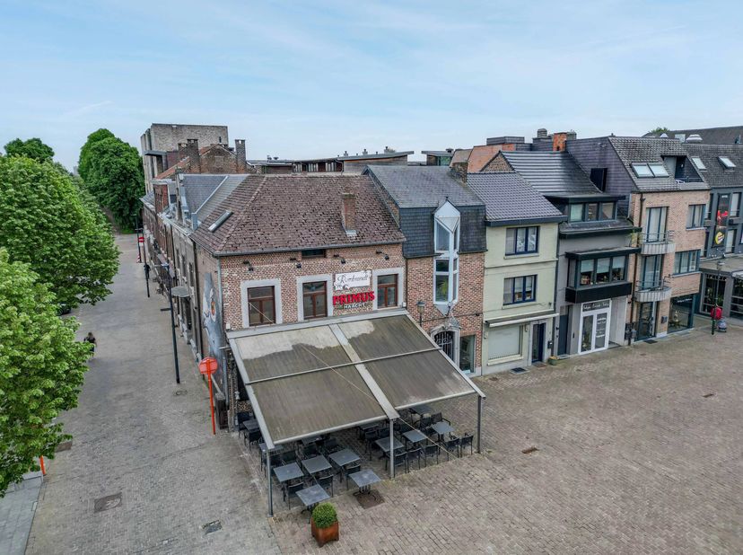 Bien professionnel à vendre
                    à 3700 Tongeren