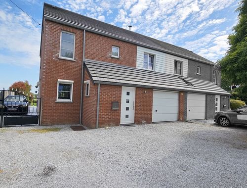                                         Eengezinswoning te koop in Flénu, € 290.000
