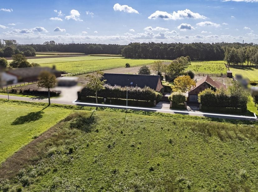 Huis te koop in Wenen 45,
                    2470 Retie