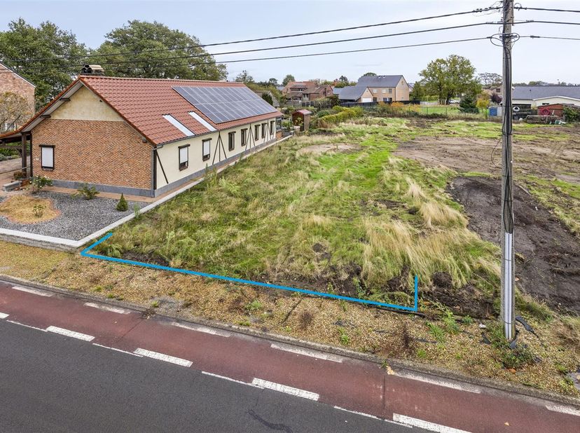 TE KOOP: Bouwgrond van 5a76ca voor halfopen bebouwing te Paal! <br />
Deze bouwgrond voor halfopen bebouwing is gunstig gelegen in de Meelbergstraat