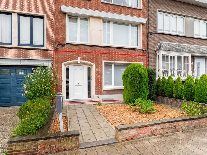 Appartement te koop in Antoon Van den Bosschelaan 15 bus GLV,
                    2100 Deurne