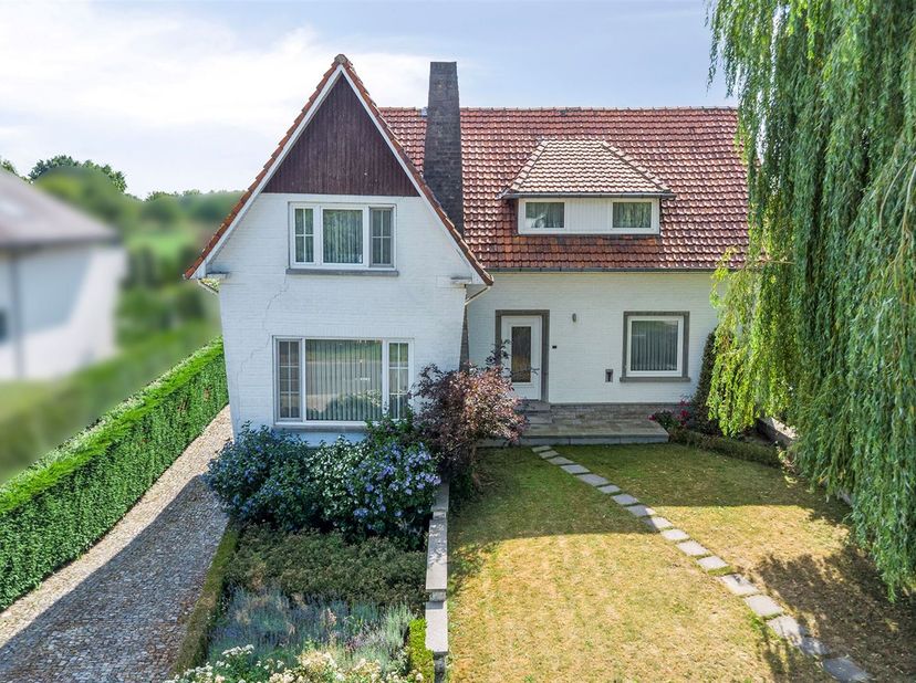 Maison à vendre
                    à 3680 Maaseik
