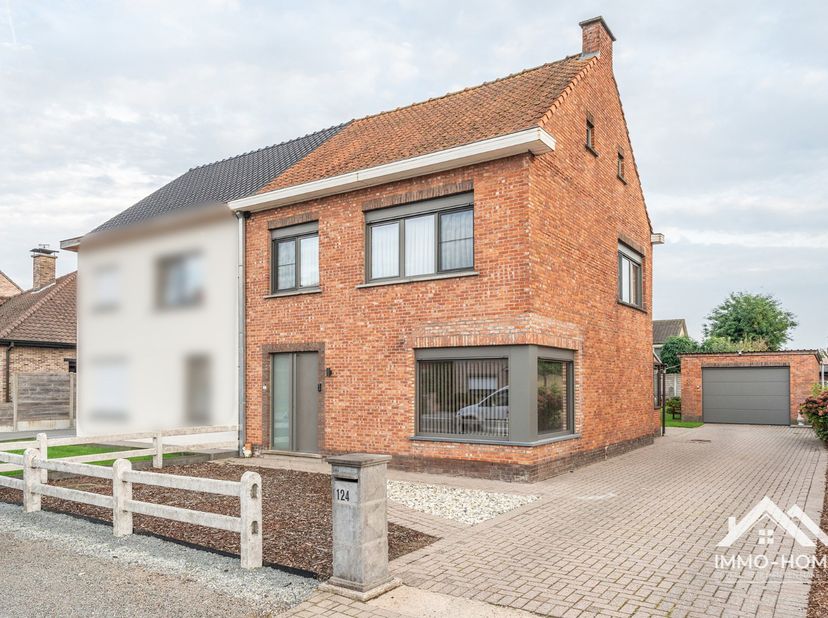 Huis te koop in Eekstraat 124,
                    9160 Lokeren
