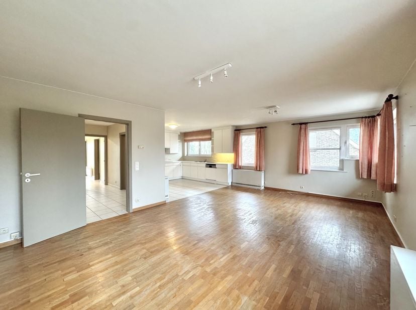 Appartement à louer
                    à 8793 Sint-Eloois-Vijve