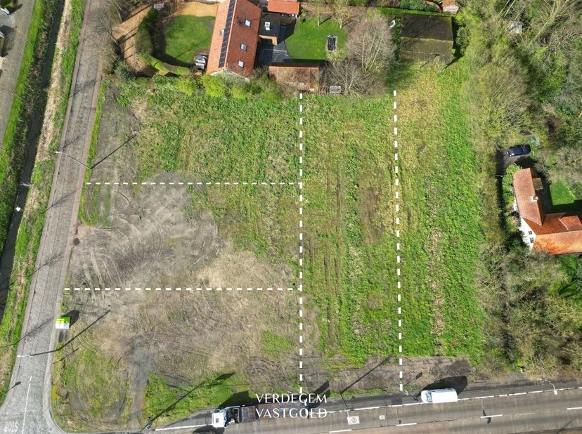 Terrain à vendre
                    à 9180 Moerbeke-Waas
