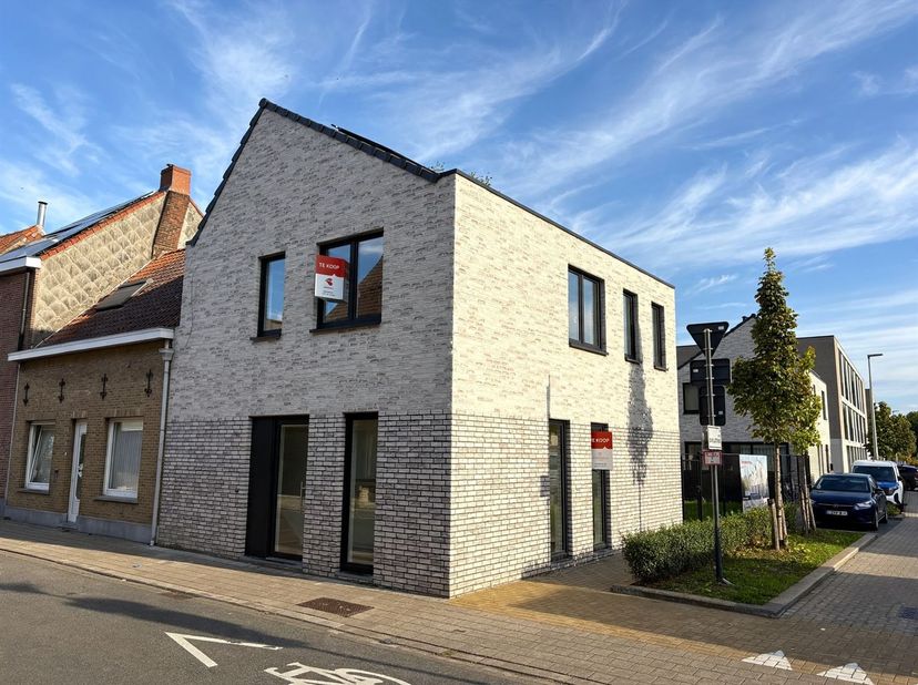 Huis te koop in Kloosterstraat  19,
                    8510 Marke