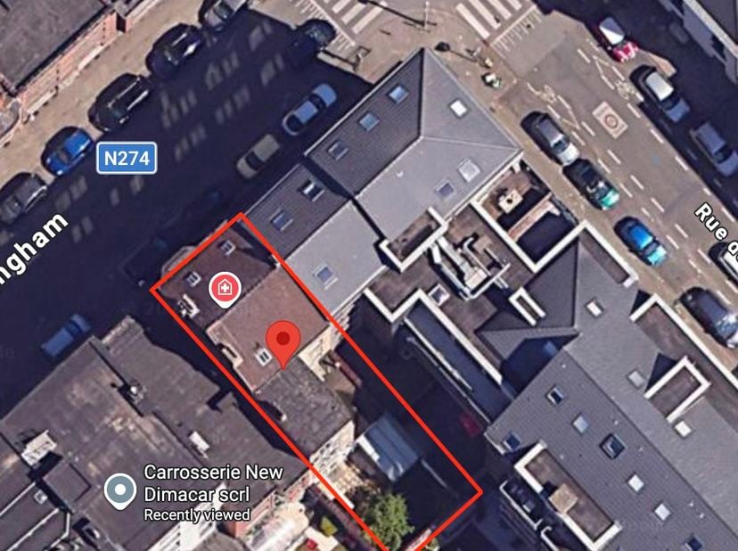 INVESTERINGSPAND: 4 Vergunde wooneenheden<br />
Dit solide opbrengstgebouw in Sint-Jans-Molenbeek is de ideale opportuniteit voor een investeerder die