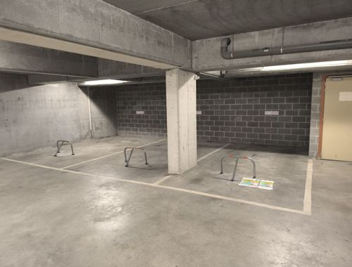                                         Garage te koop in Sint-Agatha-Berchem, € 27.500
