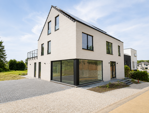                                         Gemengd gebruik te huur in Overijse, € 4.150
