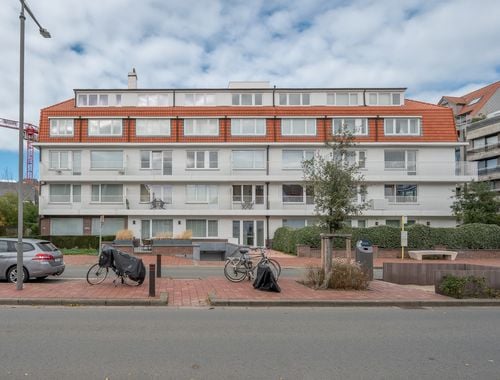                                         Appartement te huur in Knokke, € 800
