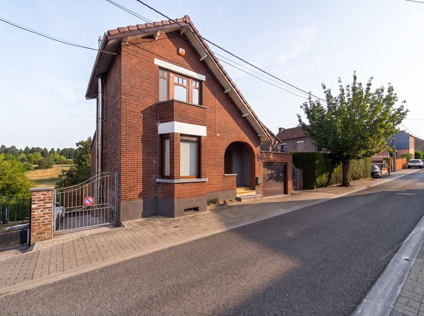 Huis te koop in Rue Croquet 38,
                    6043 Ransart