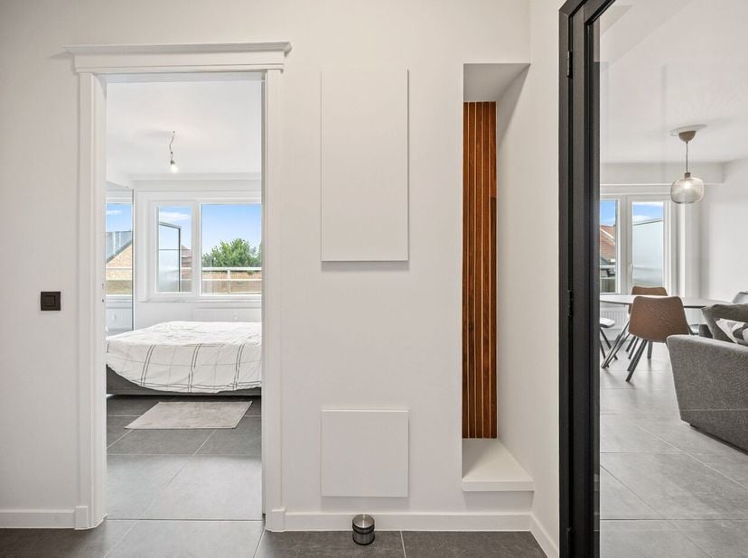Dit prachtige, instapklare appartement is gelegen in het centrum van Tienen en biedt alle comfort voor een aangenaam verblijf. Het appartement beschik