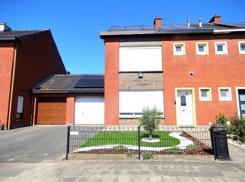 Huis te koop
                    in 7700 Luingne