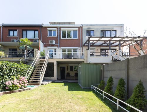                                        Bel-étage te koop in Ekeren, € 499.000
