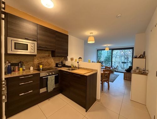                                         Appartement à louer à Sint-Denijs-Westrem, € 895
