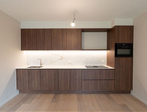                                         Appartement à vendre à Sint-Andries, € 295.000
