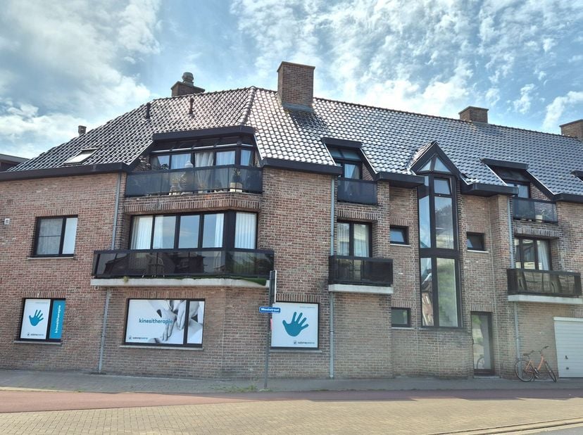 Startprijs bedraagt € 180.000,00.&amp;nbsp; Elk prijsvoorstel vanaf deze prijs zal worden voorgelegd aan de eigenaars die zich het recht voorbehouden dat