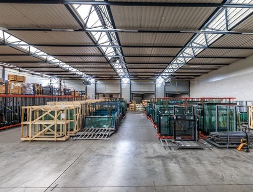                                         Bedrijfsgebouw te huur in Hasselt, € 1.600
