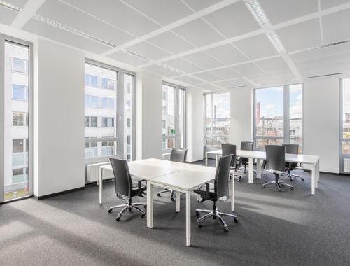                                         Bureaux à louer à Saint-Gilles, € 3.886
