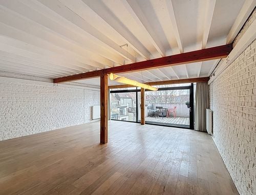                                         Loft te huur in Sint-Gillis, € 1.695
