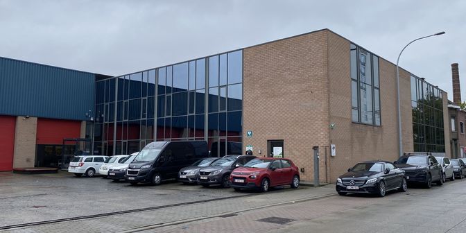 Bedrijfsvastgoed te huur in Guido Gezellelaan 6, 8800 Roeselare