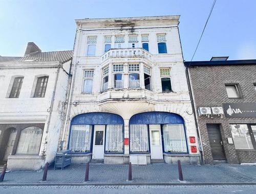                                         Appartementsgebouw te koop in Fontaine-l'Evêque, € 129.000
