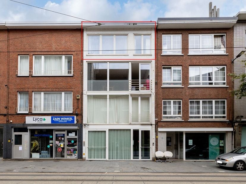 Appartement te koop in Herentalsebaan 448 bus 301,
                    2100 Deurne