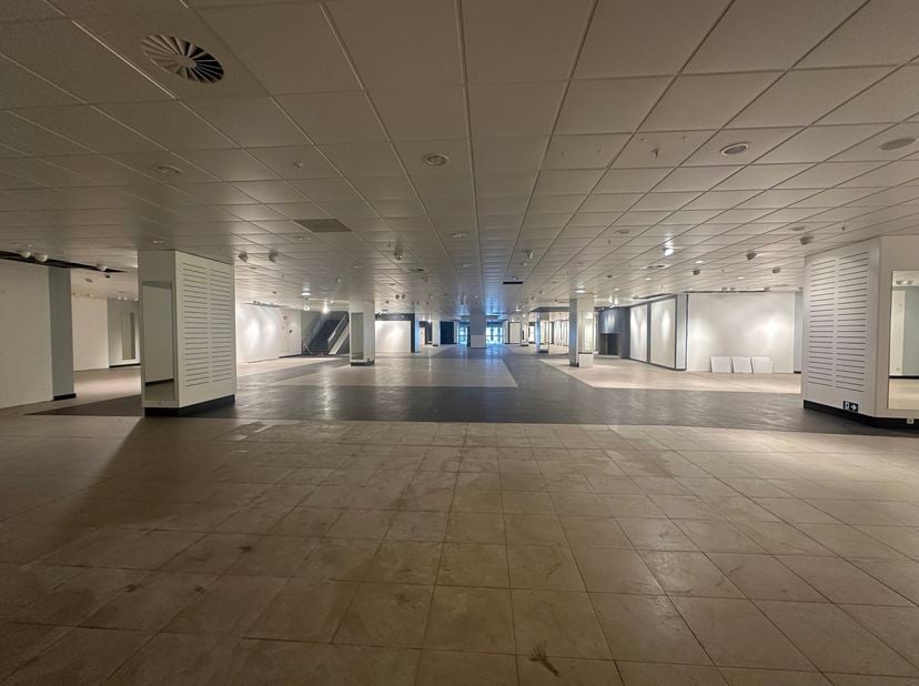 Bedrijfsvastgoed te huur in Doorniksestraat 13,
                    8500 Kortrijk