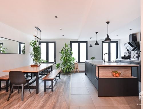                                         Duplex te koop in Sint-Gillis, € 295.000
