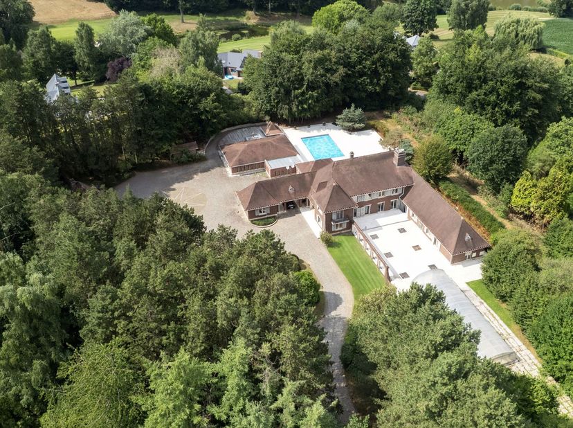 Grez-Doiceau – Domaine du Golf du Bercuit<br />
Voor informatie en bezichtigingen kunt u contact opnemen met Kristof: 0471 77 09 08 - kristof@bytheway
