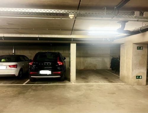                                         Kelder garage te koop in Etterbeek, € 32.500

