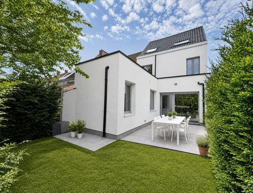                                         Maison à vendre à Izegem, € 329.000
