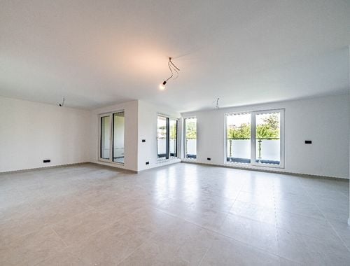                                         Appartement te koop in Athus, € 320.000
