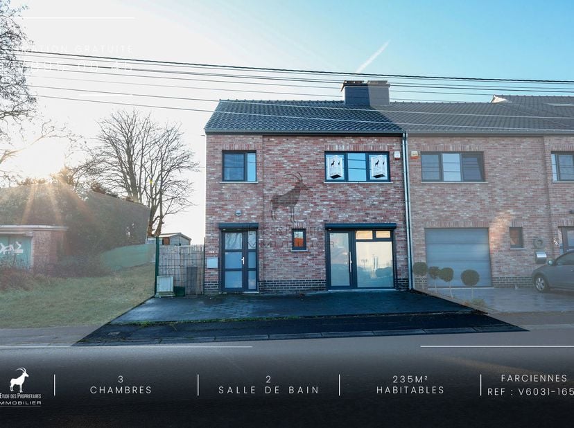 Referentie agentschap : V6031-1656<br />
VIRTUEEL BEZOEK : https://envisite.net/vtour/fr/voh3j2<br />
Ontdek dit prachtige huis gelegen in het charman