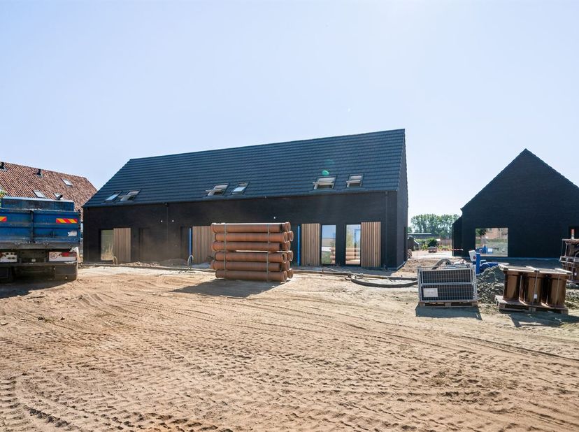 Huis te koop
                    in 2440 Geel