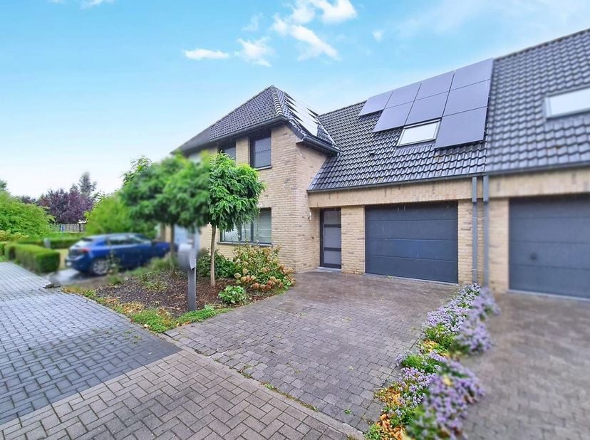 Maison à vendre à Joseph Berquinstraat 24,
                    8210 Zedelgem
