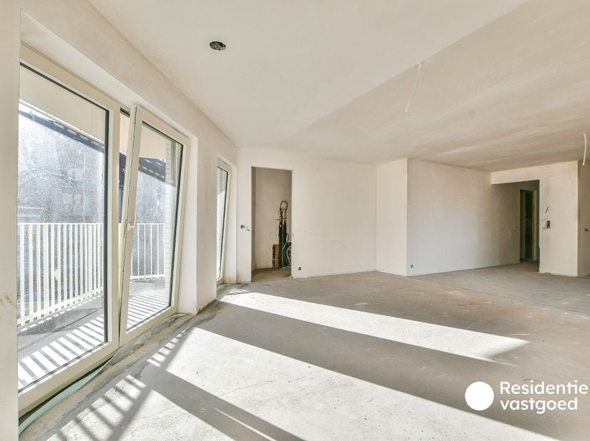 Ontdek dit prachtig nieuwbouwappartement, centraal gelegen in het gezellige centrum van Wenduine. Dankzij de uitstekende ligging bevinden winkels, hor