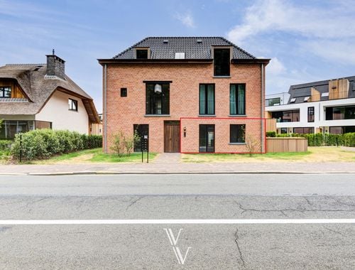                                         Appartement te huur in Zandhoven, € 1.225
