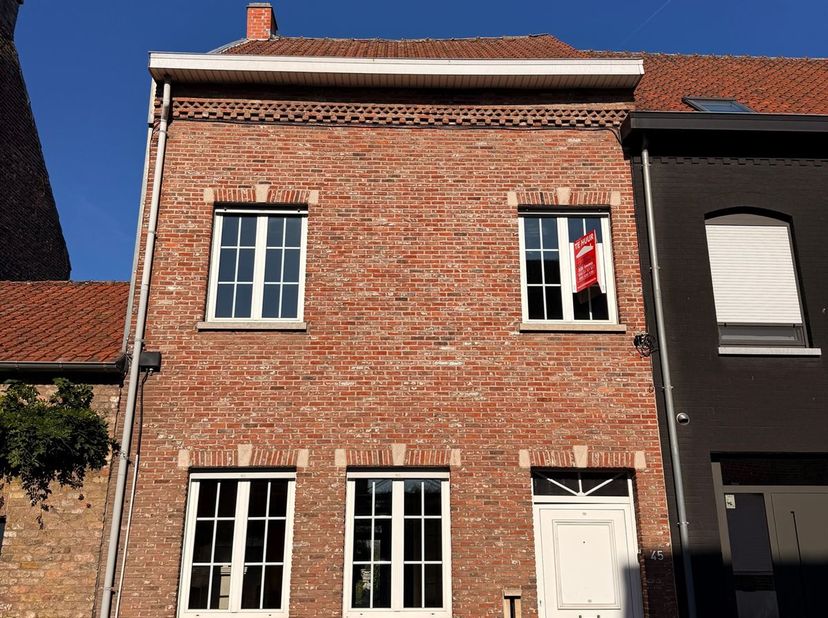 Huis te huur in Wervikstraat 45,
                    8930 Menen