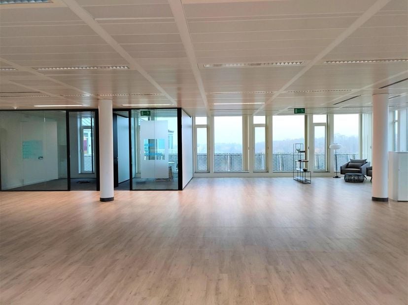 BRAINE - L'ALLEUD | Alliantiepark | Zeer moderne en lichte kantoorruimte van 355 m² in de stijl "Open Space" in te richten | Ideaal voor een bedrijf t