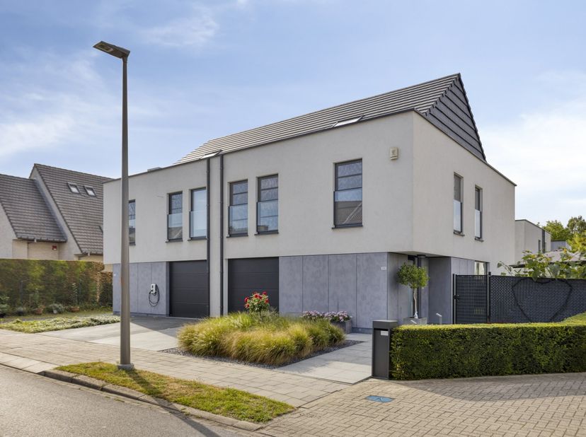 Maison à vendre à Martelarenstraat 106,
                    1800 Peutie