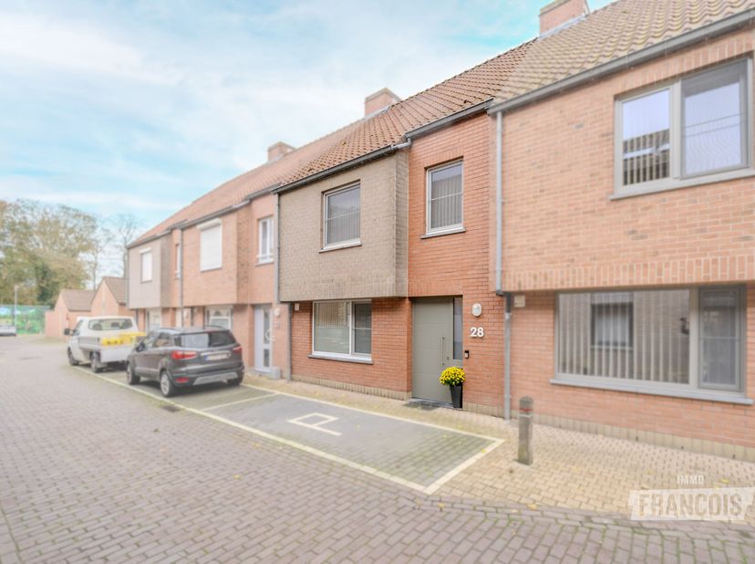 Huis te koop in Bruidstraat 28,
                    8470 Gistel