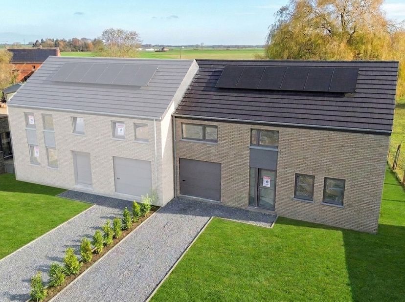 Maison à vendre à Rue de Chièvres 278,
                    7332 Sirault