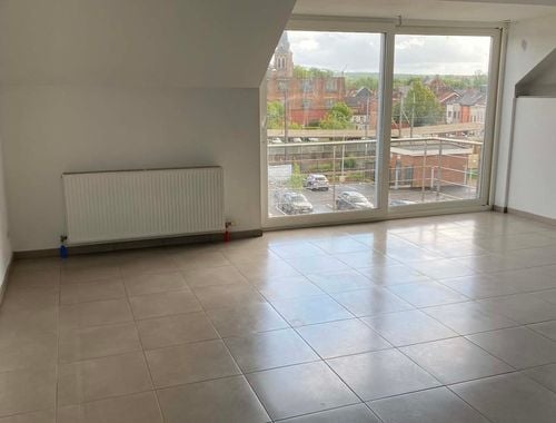                                         Appartement te huur in Halle, € 1.075
