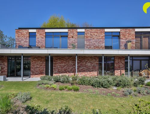                                         Appartement à vendre à Belsele, € 485.000
