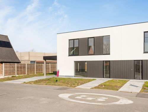                                         Woning te koop in Kortemark, € 350.000
