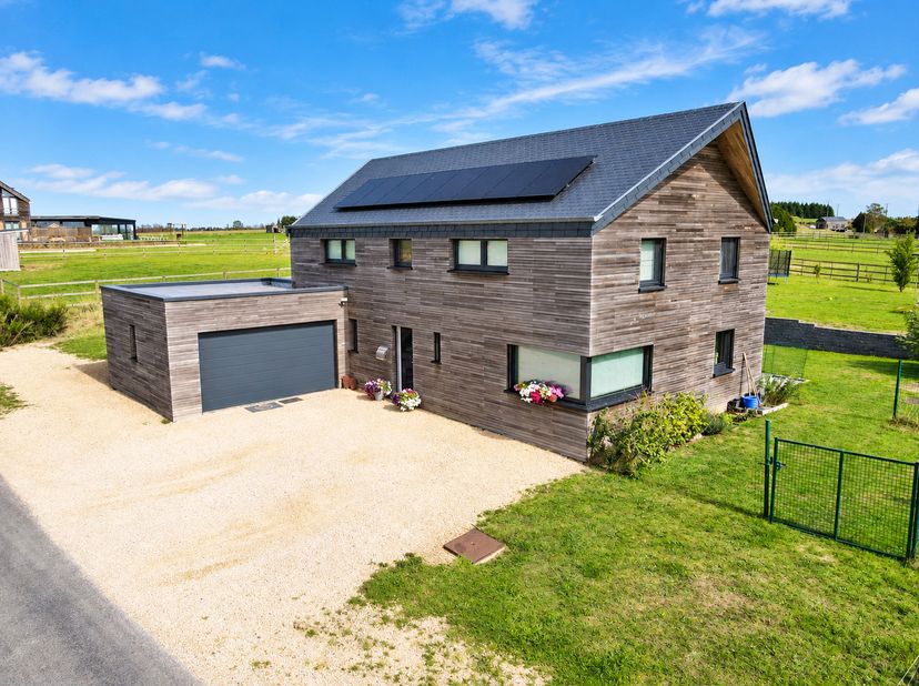 Huis te koop in Mousny 43 bus K,
                    6983 Ortho