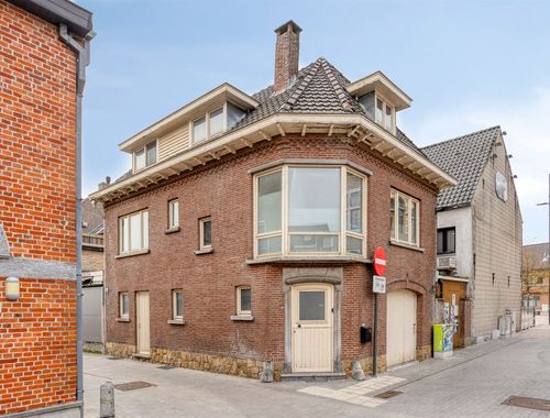                                        Maison deux facades à vendre à Bree, € 189.000
