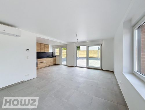                                         Appartement te huur in Moeskroen, € 1.050
